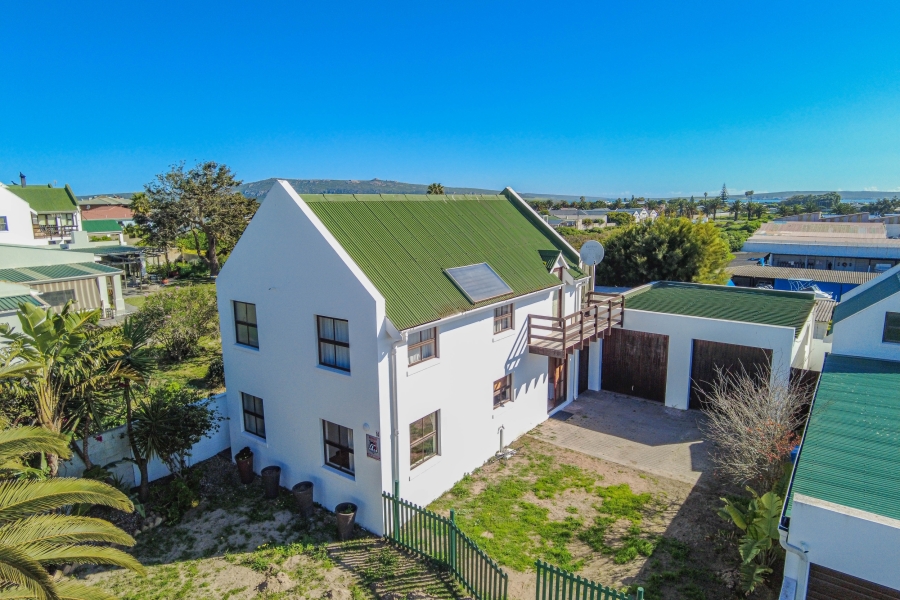 3 Bedroom Property for Sale in Country Club Western Cape